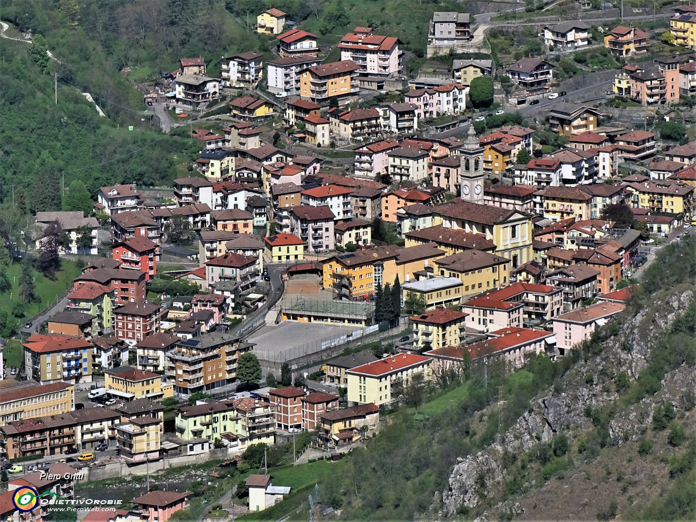 42  Zoom su San Pellegrino Terme zona Chiesa e Pregalleno.JPG -                                